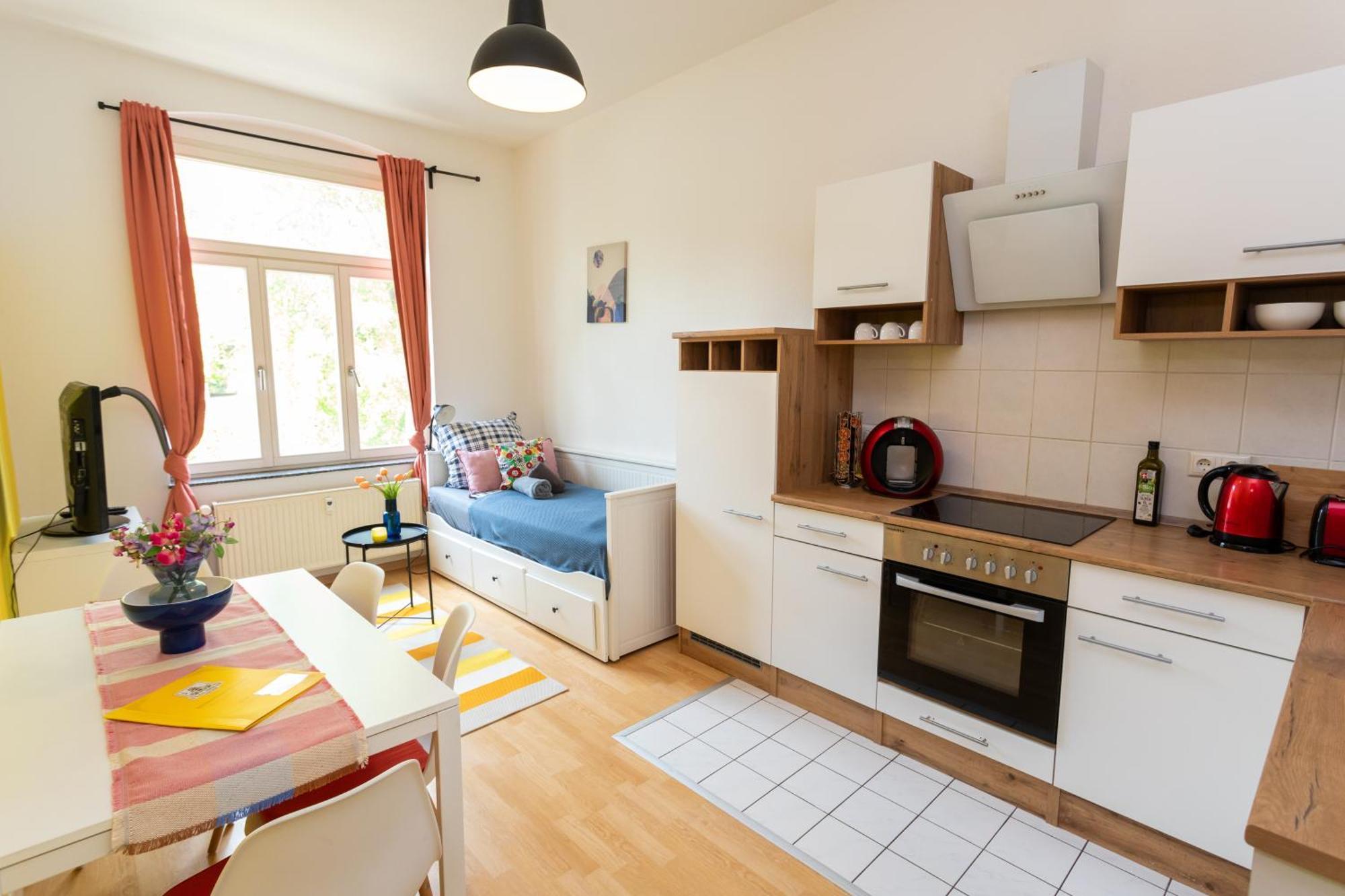 Fullhouse - Halle - Paulus Apartment - Nespresso Bagian luar foto